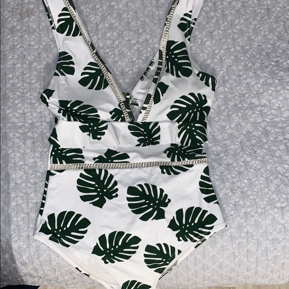 One piece bathing suit